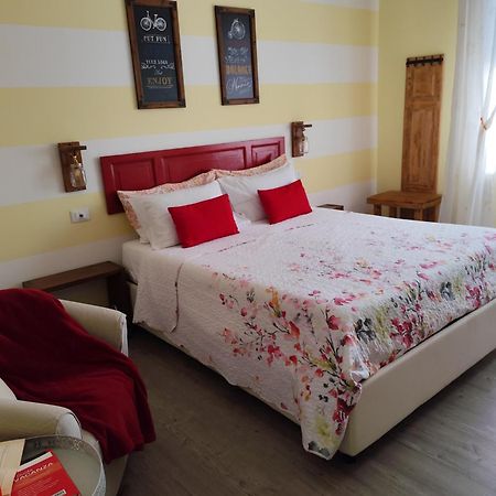 La Bicicletta Rooms Cremona Exterior photo